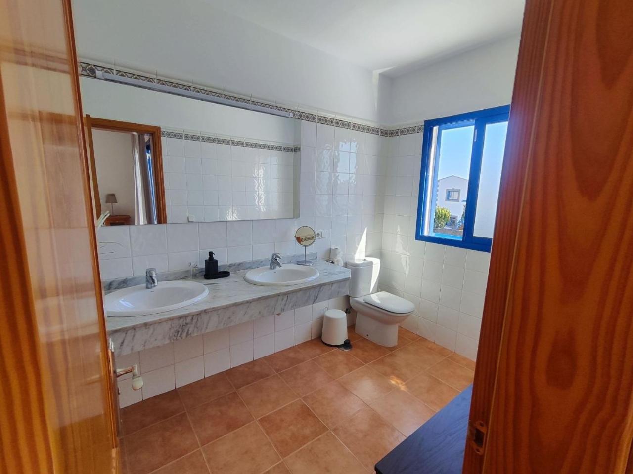 Villa Valperal, Piscina Climatizada Aire Acondicionado Posicion Estrategica!! Playa Blanca  Luaran gambar